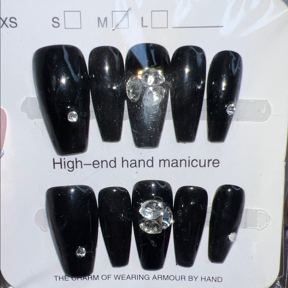 Unique Press-On Nail Bundle 16pcs